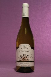Vino il famoso da 750 millilitri dell'azienda Il Conventino