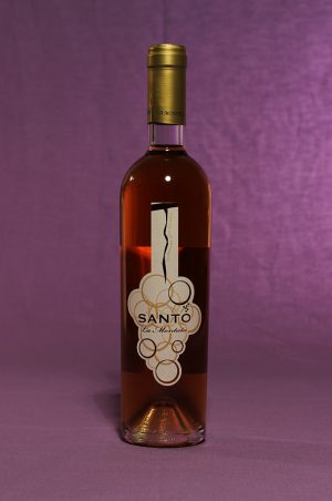 Bottiglia da 500 millilitri del vino Santo dell'azienda La Montata