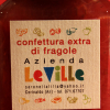 Etichetta anteriore della confezione da 106 grammi di confettura extra di fragole dell'azienda Le Ville