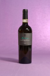 vino mirum annata 2012 dell'azienda agricola La Monacesca