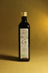 Olio evo qualità Raggia in confezione da 0,75lt dell'Azienda Agricola Galiardi