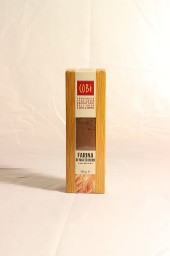 Farina di malto nero di orzo nudo Curalta in confezione da 350g prodotta dal consorzio Cobi