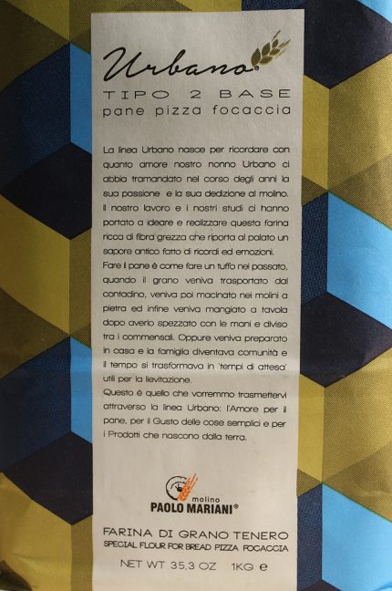 Etichetta della farina Urbano tipo 2 in confezione da 1kg prodotta dal Molino Paolo Mariani di Barbara (AN)