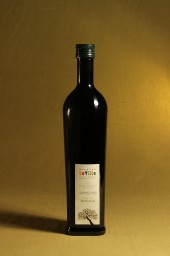 Olio evo qualità Raggia 750 millilitri dell'Azienda Agricola Le Ville